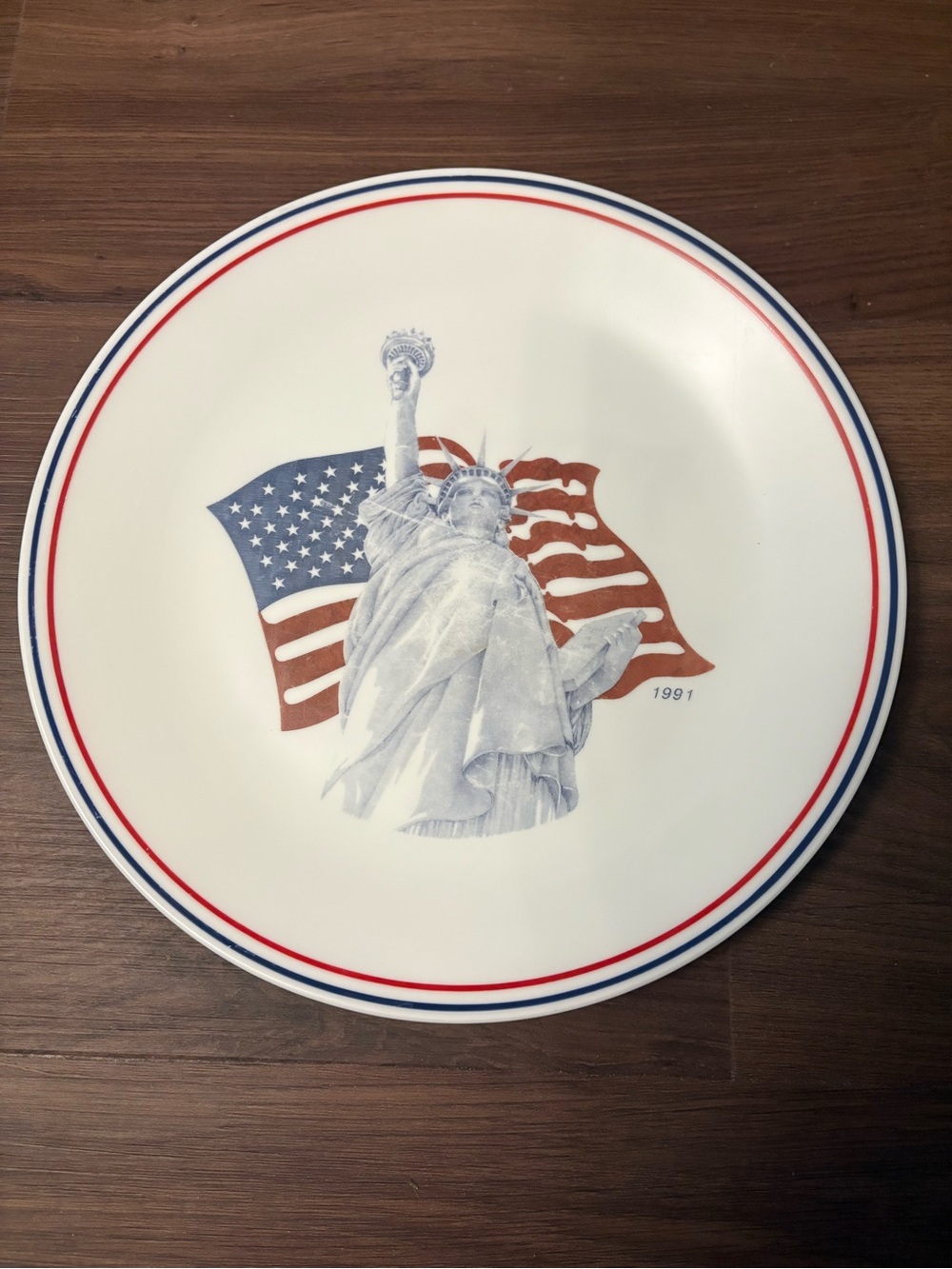 Patriotic Statue of Liberty 1991 Commemorative Dinner Plates set of 3